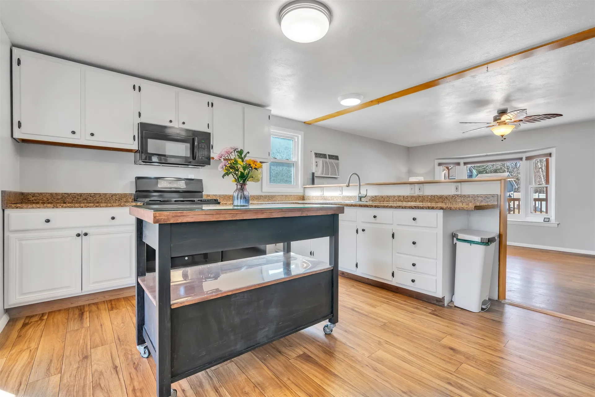 8 Shawnee Lane Dover NH 03820
