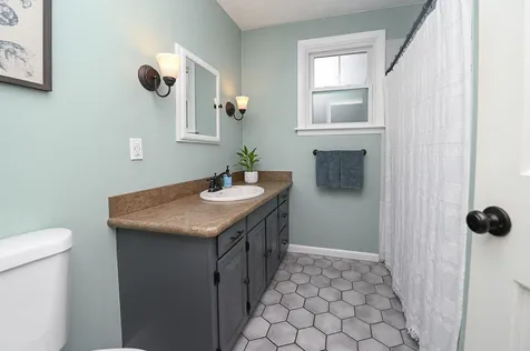 772 Beech Street Manchester NH 03104
