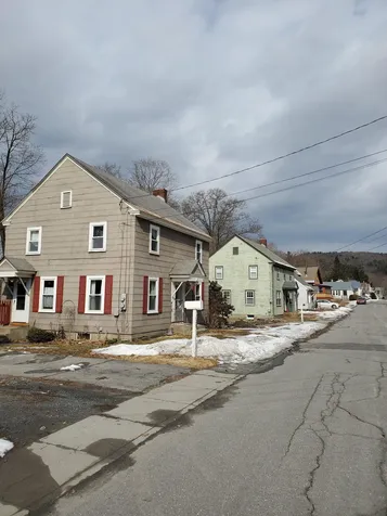 129 Commonwealth Avenue Springfield VT 05156