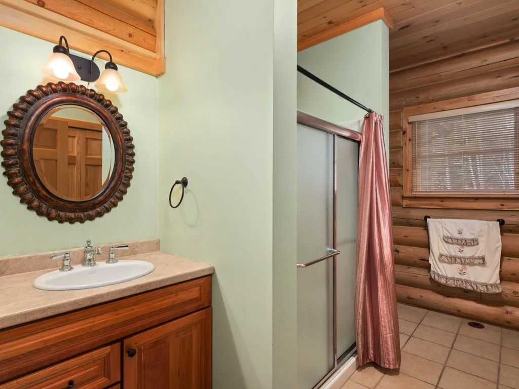 296 West Sleepy Hollow Road Essex VT 05452