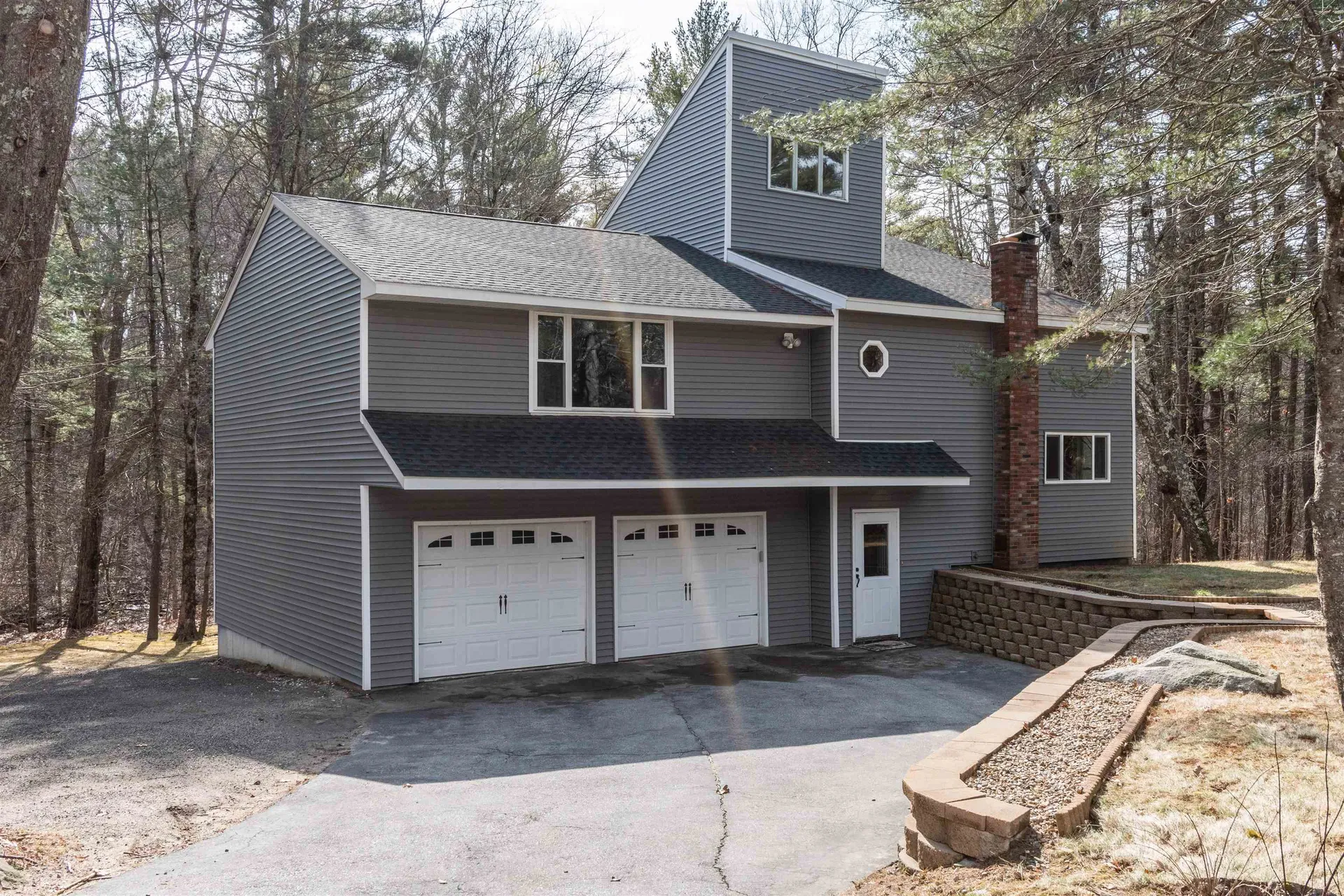 26 Surrey Lane Pelham NH 03076