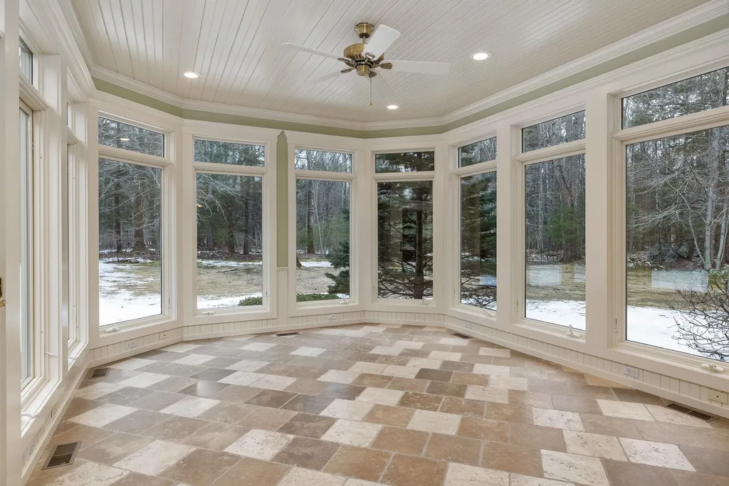 13 Rockrimmon Road North Hampton NH 03862