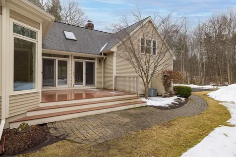 13 Rockrimmon Road North Hampton NH 03862