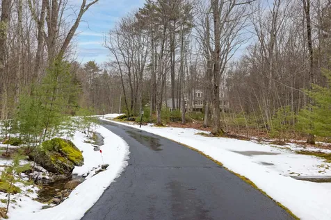13 Rockrimmon Road North Hampton NH 03862
