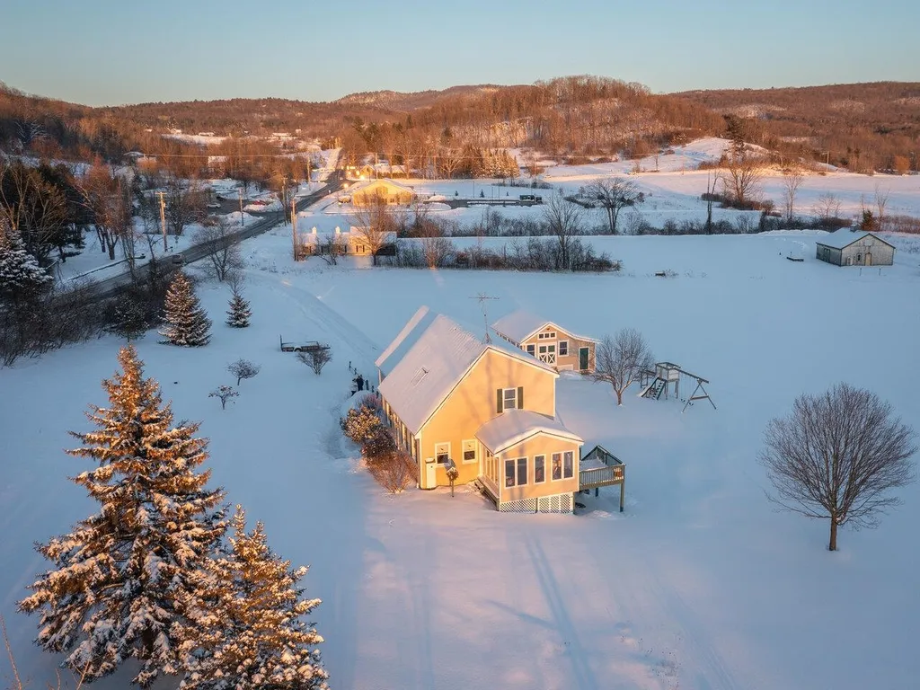 203 Shelburne Falls Road Hinesburg VT 05461