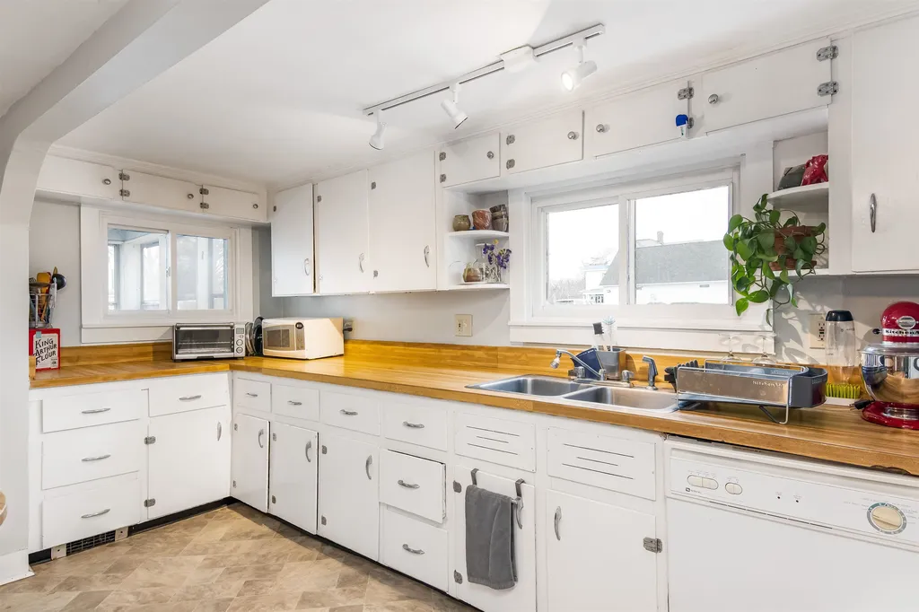 111 Weaver Street Winooski VT 05404