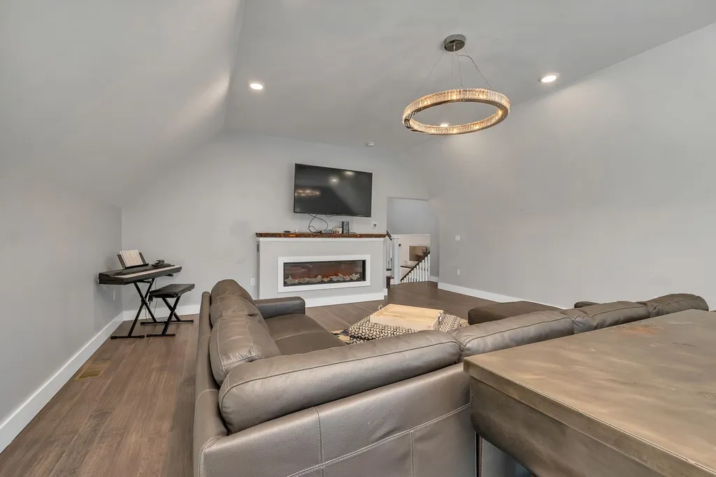5 Fairway Drive Wolfeboro NH 03894
