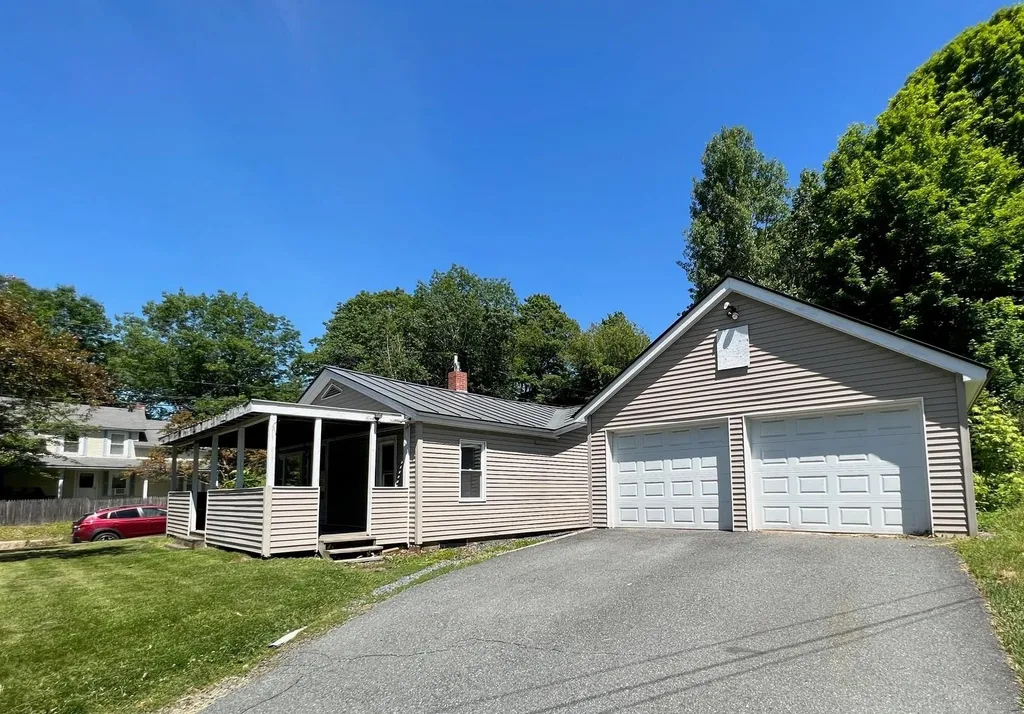 3 Colby Avenue Lebanon NH 03766