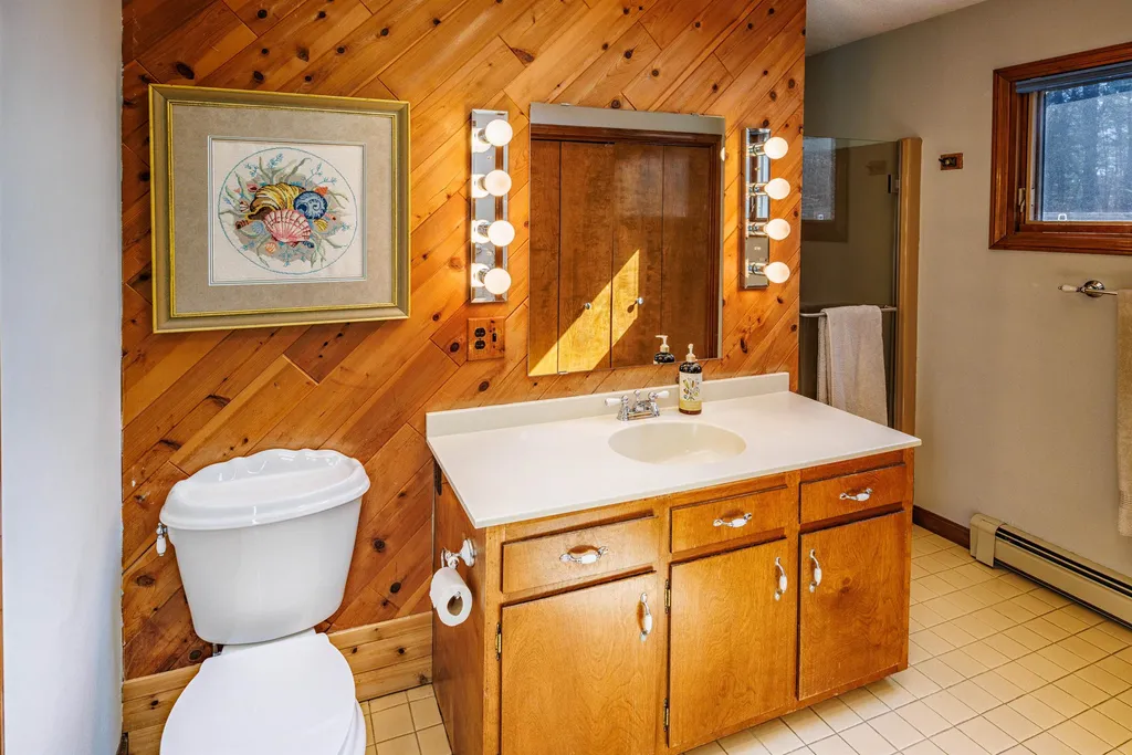 19 Aspen Drive Strafford NH 03884