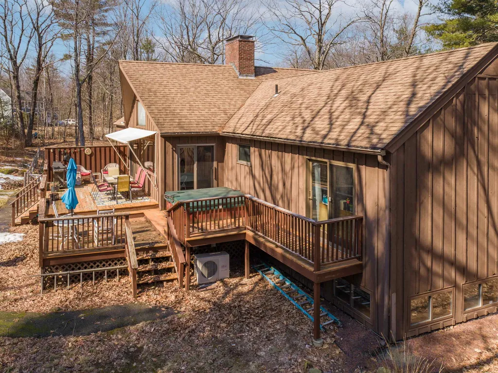 19 Aspen Drive Strafford NH 03884