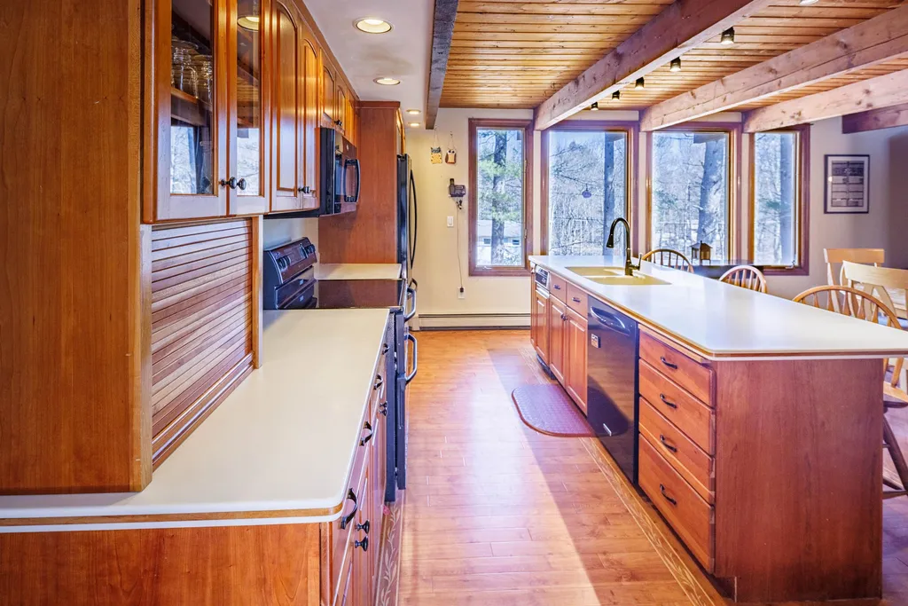 19 Aspen Drive Strafford NH 03884