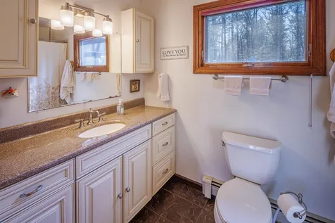 19 Aspen Drive Strafford NH 03884