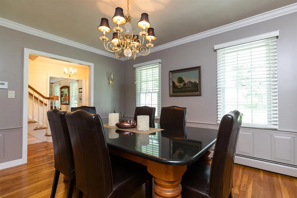 10 Locust Street South Hampton NH 03827