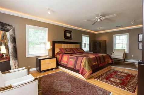 10 Locust Street South Hampton NH 03827