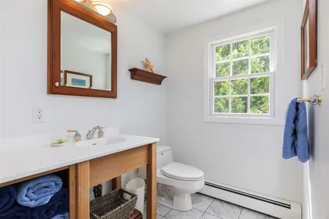 10 Locust Street South Hampton NH 03827