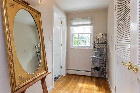 10 Locust Street South Hampton NH 03827
