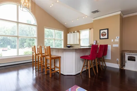 10 Locust Street South Hampton NH 03827