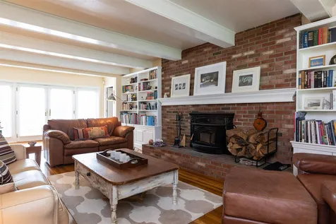 10 Locust Street South Hampton NH 03827