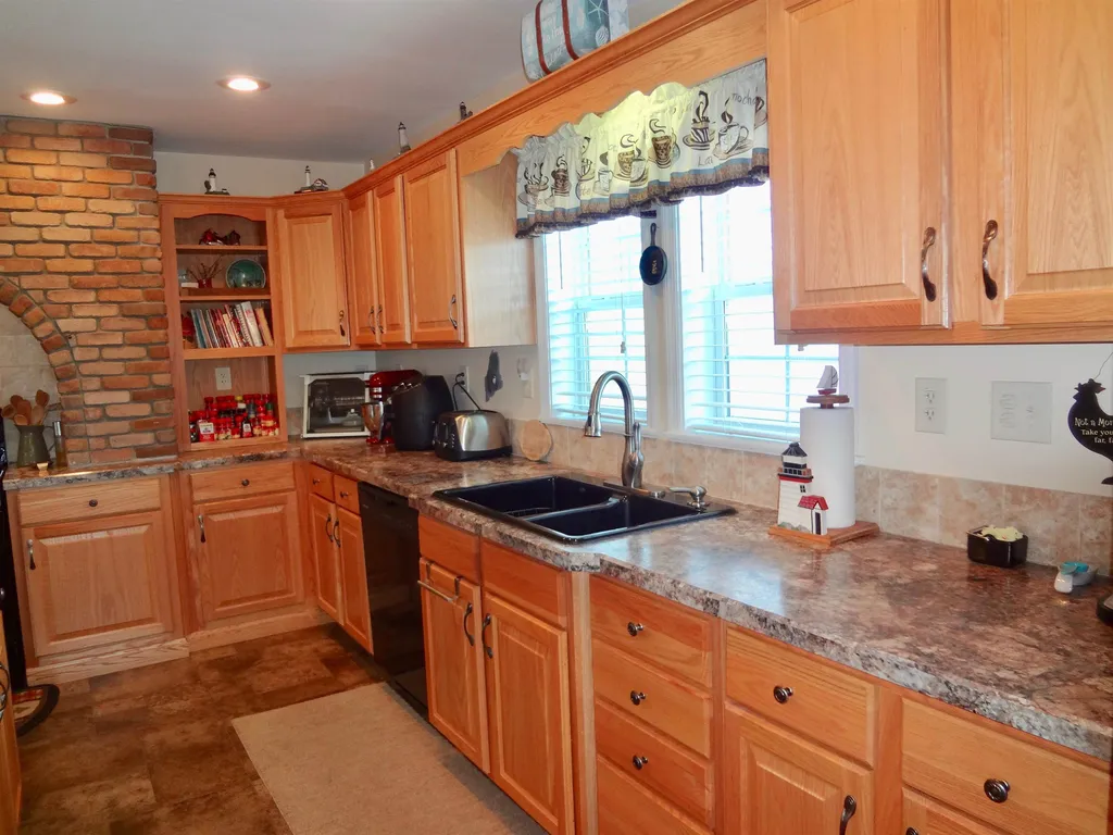 10 Eagle Nest Drive Franklin NH 03235
