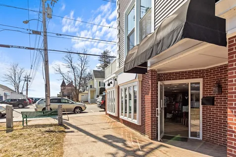25 N Main Street Wolfeboro NH 03894