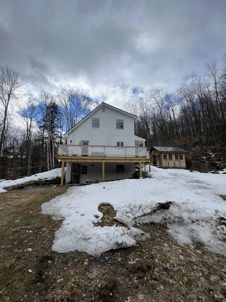 140 Algonquin Road Enfield NH 03748