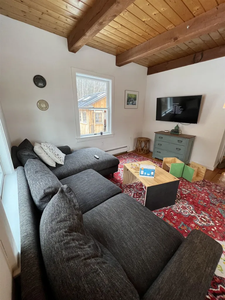 140 Algonquin Road Enfield NH 03748
