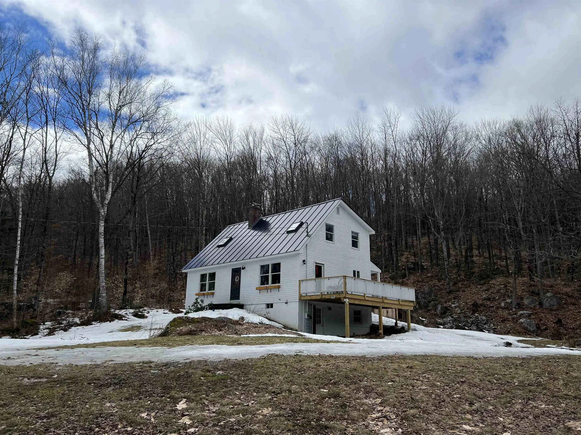 140 Algonquin Road Enfield NH 03748