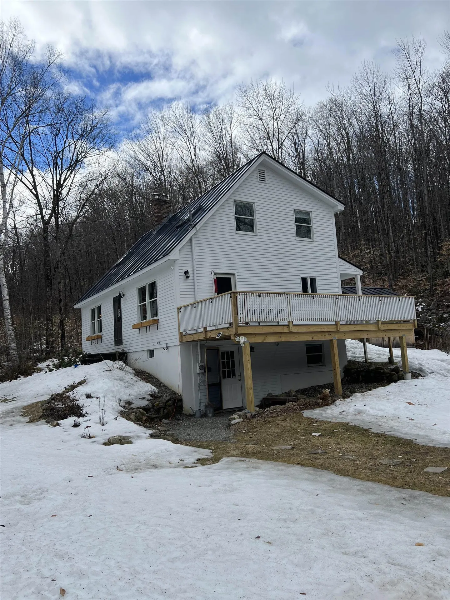 140 Algonquin Road Enfield NH 03748