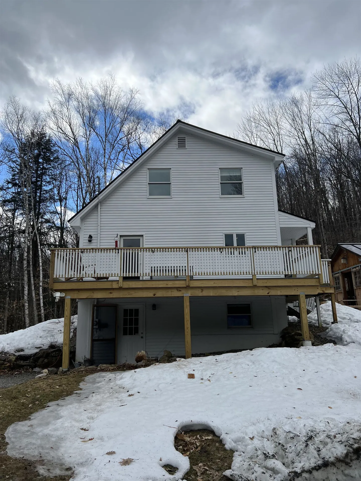 140 Algonquin Road Enfield NH 03748