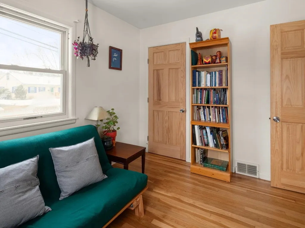5 Hardy Avenue Burlington VT 05408