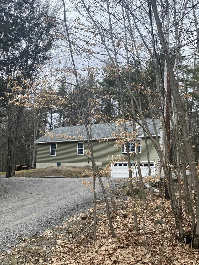 64 Abijah Bridge Road Weare NH 03281