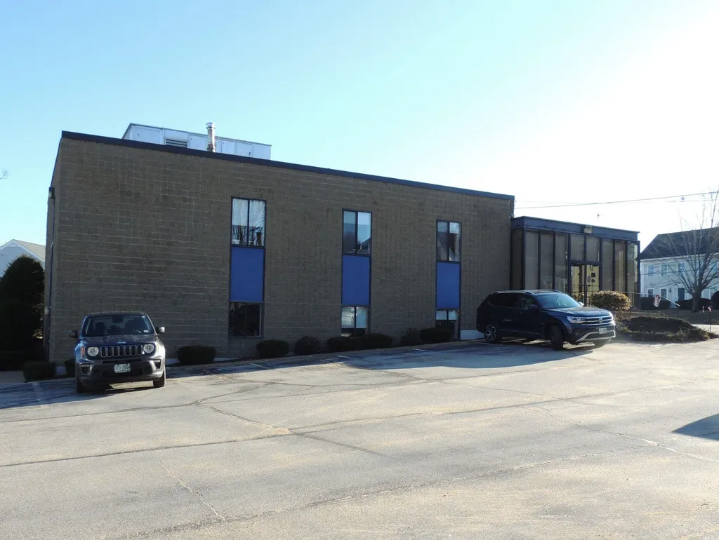208 Union Avenue Laconia NH 03246