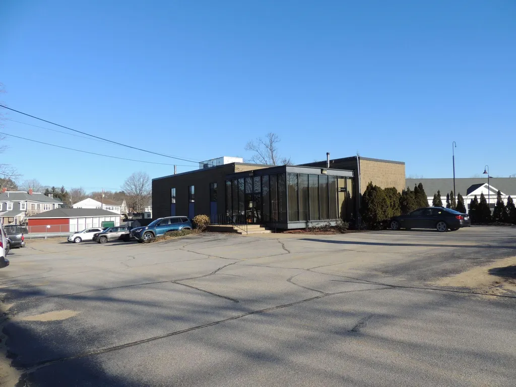 208 Union Avenue Laconia NH 03246