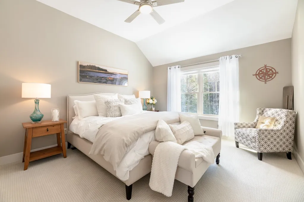 110 Glidden Road Gilford NH 03249