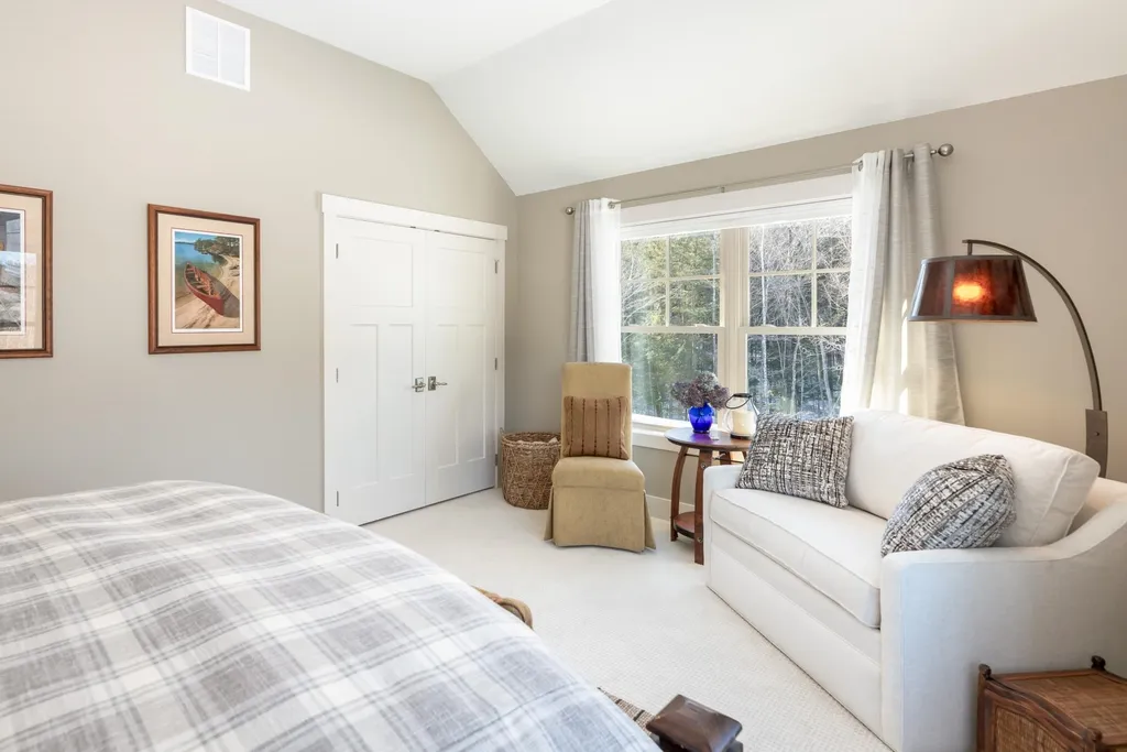110 Glidden Road Gilford NH 03249