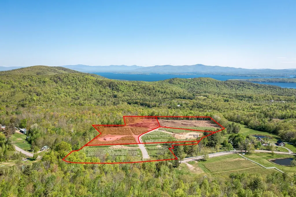 110 Glidden Road Gilford NH 03249