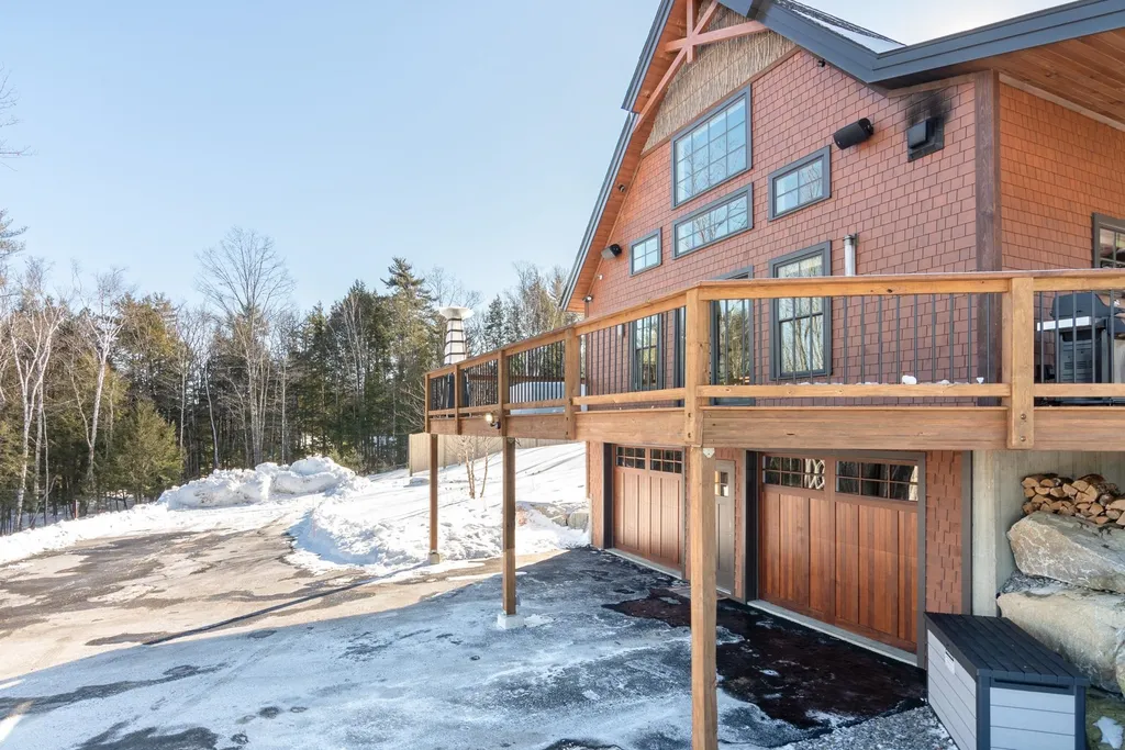 110 Glidden Road Gilford NH 03249