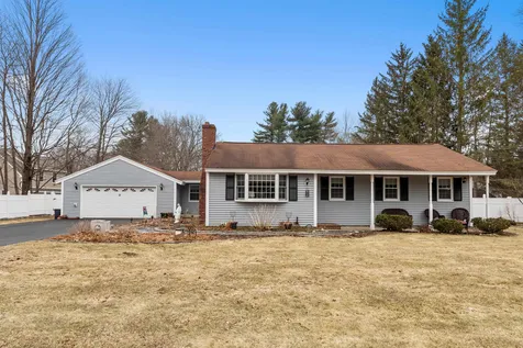 27 Pollard Road Plaistow NH 03865