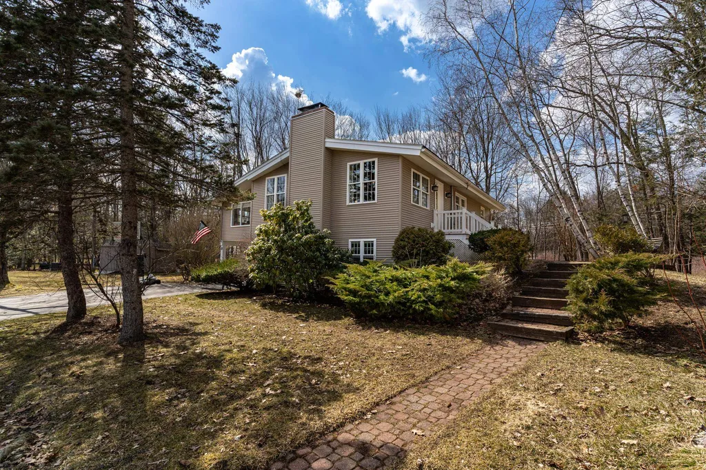 18 Birch Drive Dover NH 03820