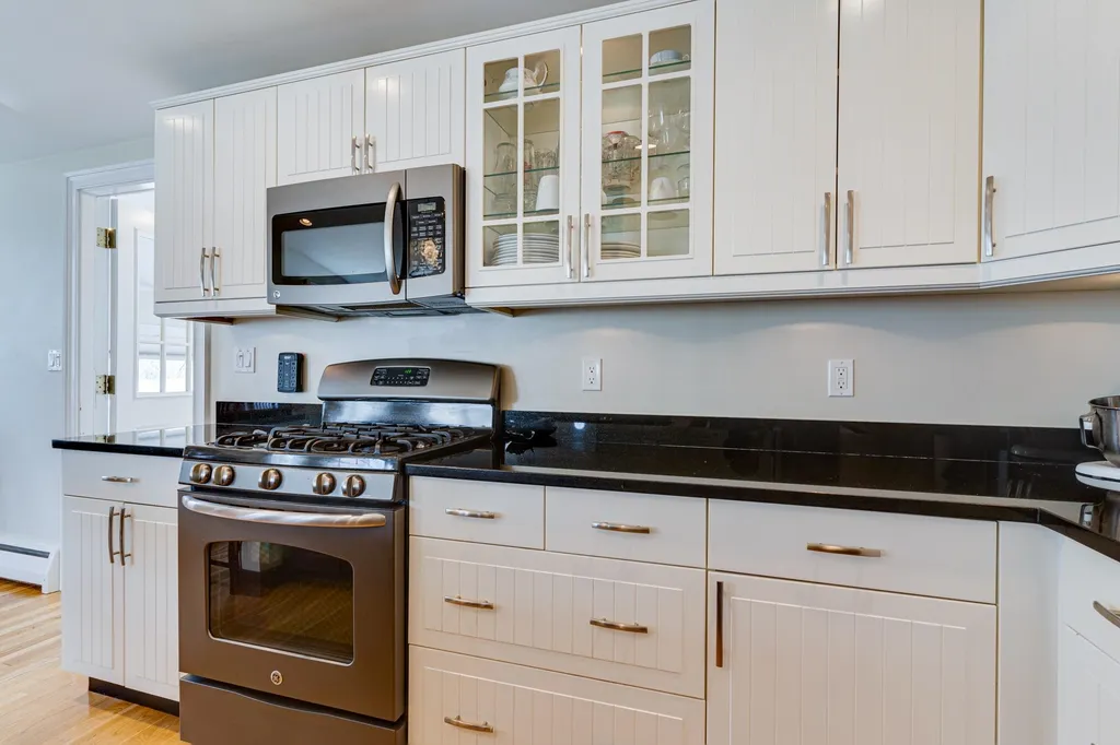 18 Birch Drive Dover NH 03820