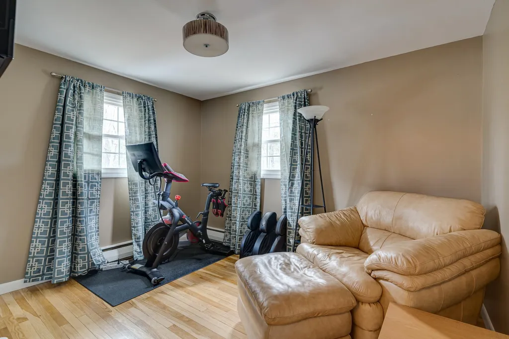 18 Birch Drive Dover NH 03820