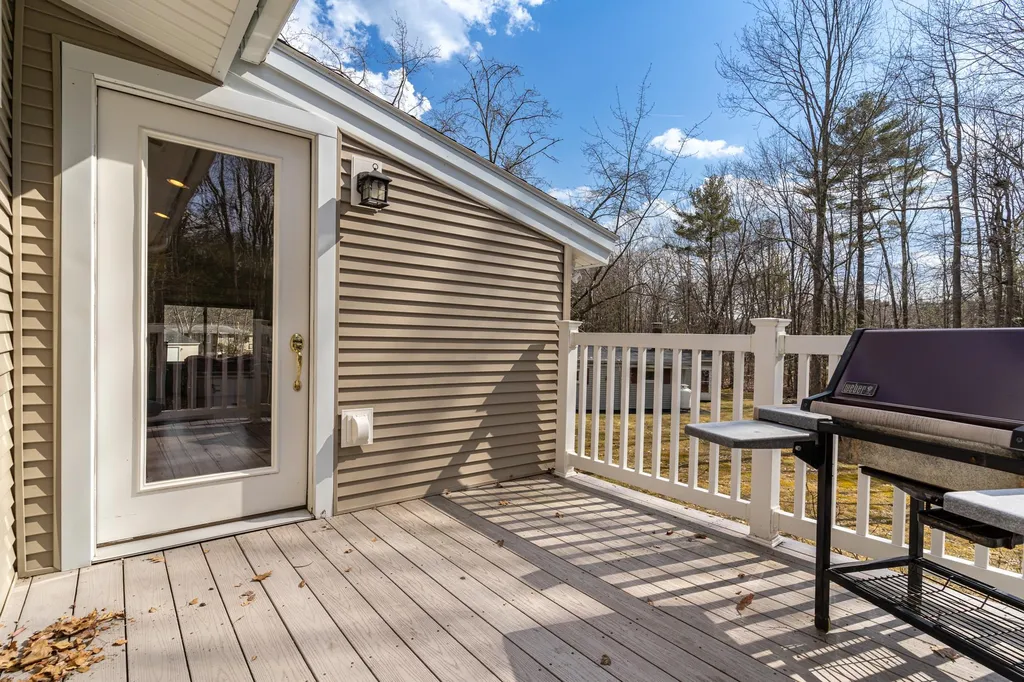 18 Birch Drive Dover NH 03820