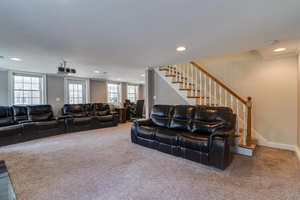 18 Birch Drive Dover NH 03820