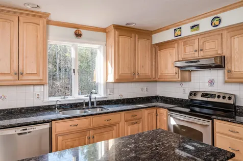 5 Sumac Lane Durham NH 03824