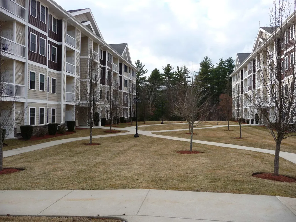 10 Braemoor Woods Road Salem NH 03079