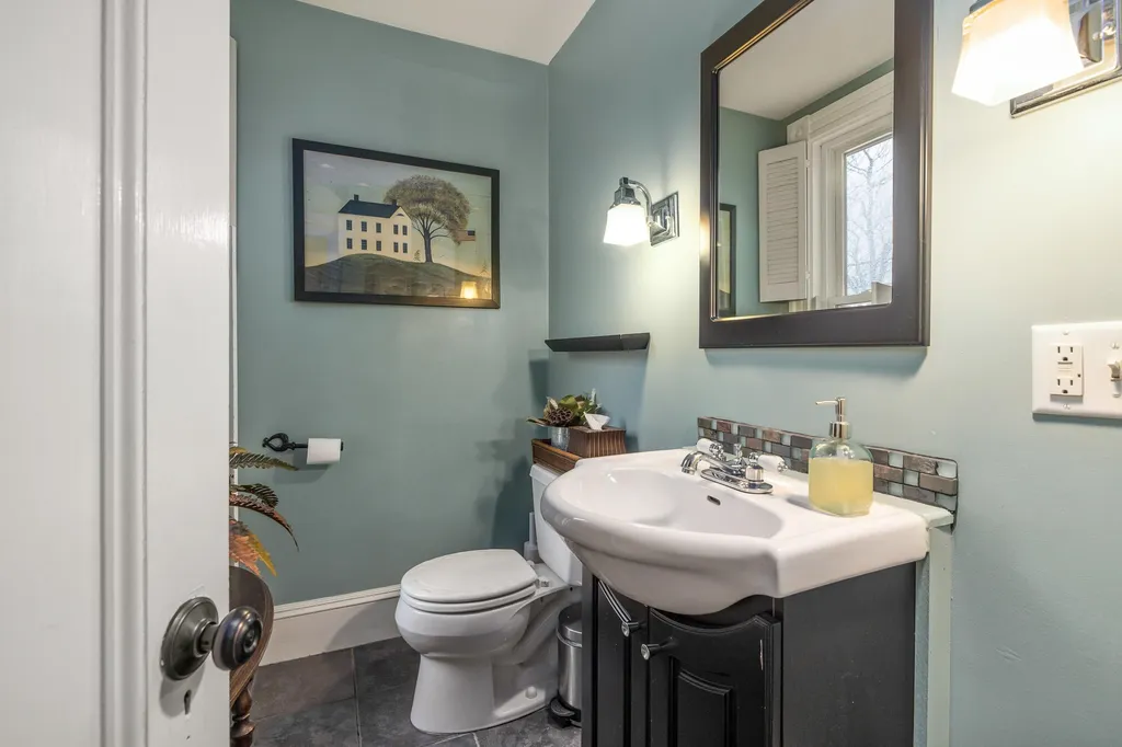 141 Sagamore Avenue Portsmouth NH 03801