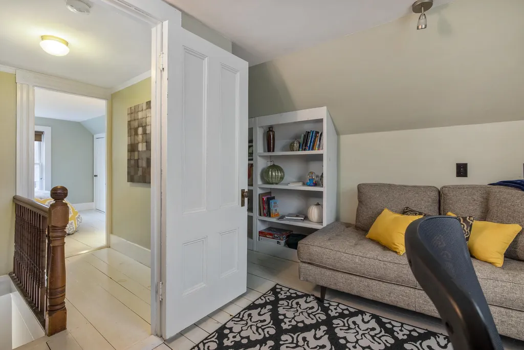 141 Sagamore Avenue Portsmouth NH 03801