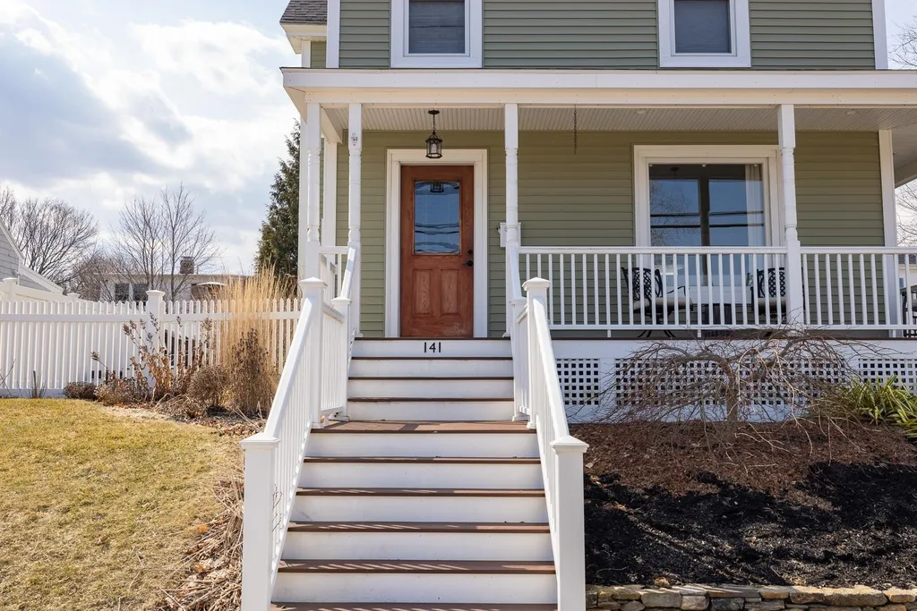 141 Sagamore Avenue Portsmouth NH 03801