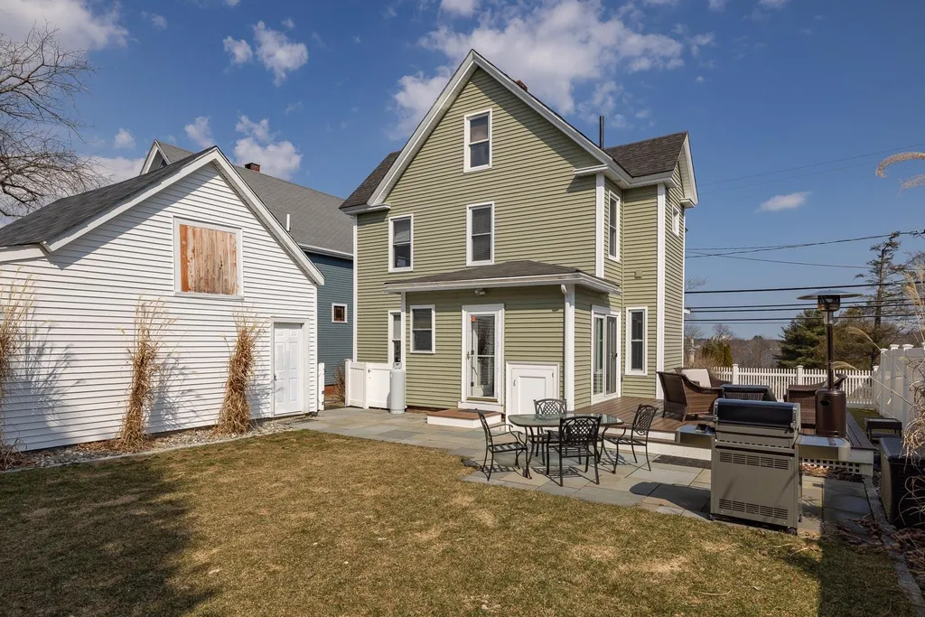 141 Sagamore Avenue Portsmouth NH 03801