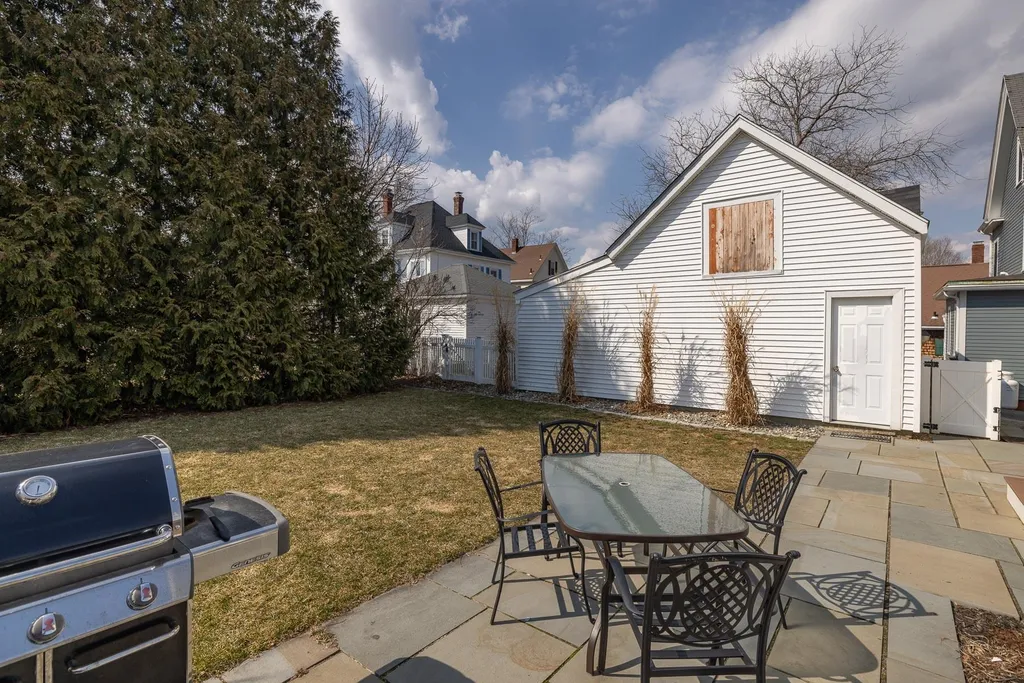 141 Sagamore Avenue Portsmouth NH 03801